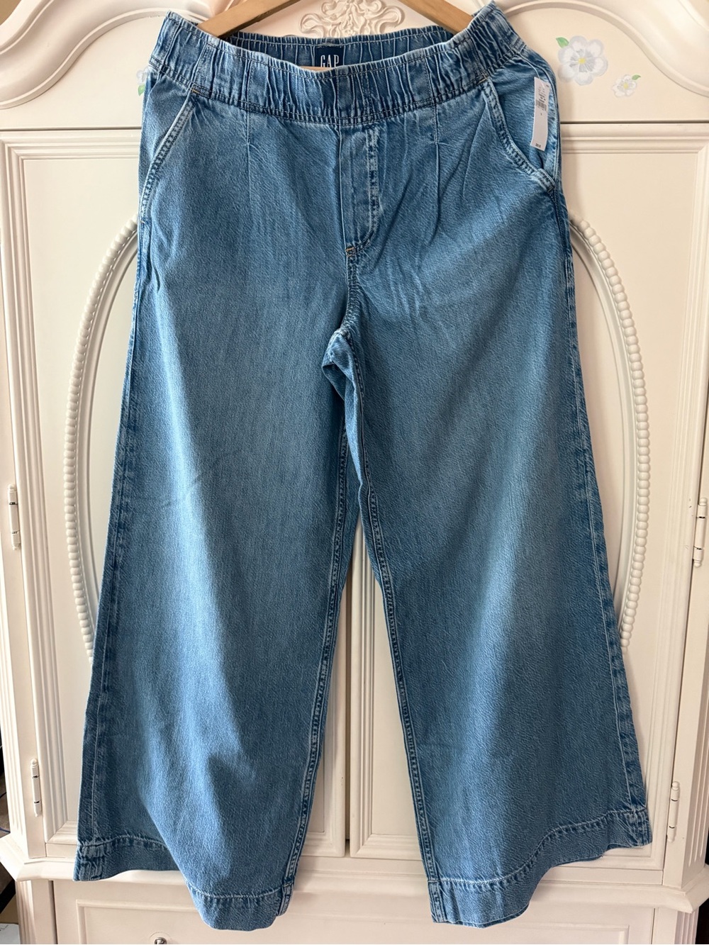 GAP Mid Rise UltraSoft Pleated Easy Baggy Jeans